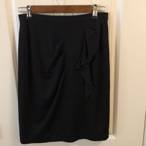 Tahari skirt with beautiful drape detail